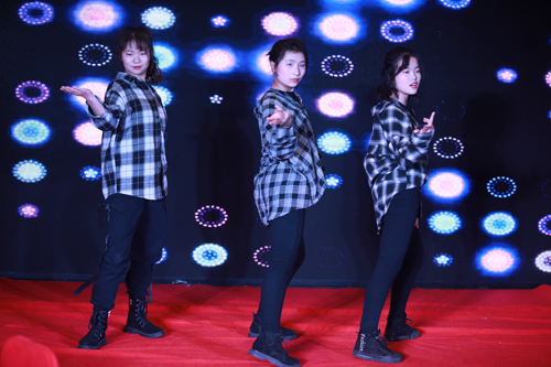 1551754900594613.jpg 大禹漢光2018年“同心同行,共創未來”主題年會圓滿成功